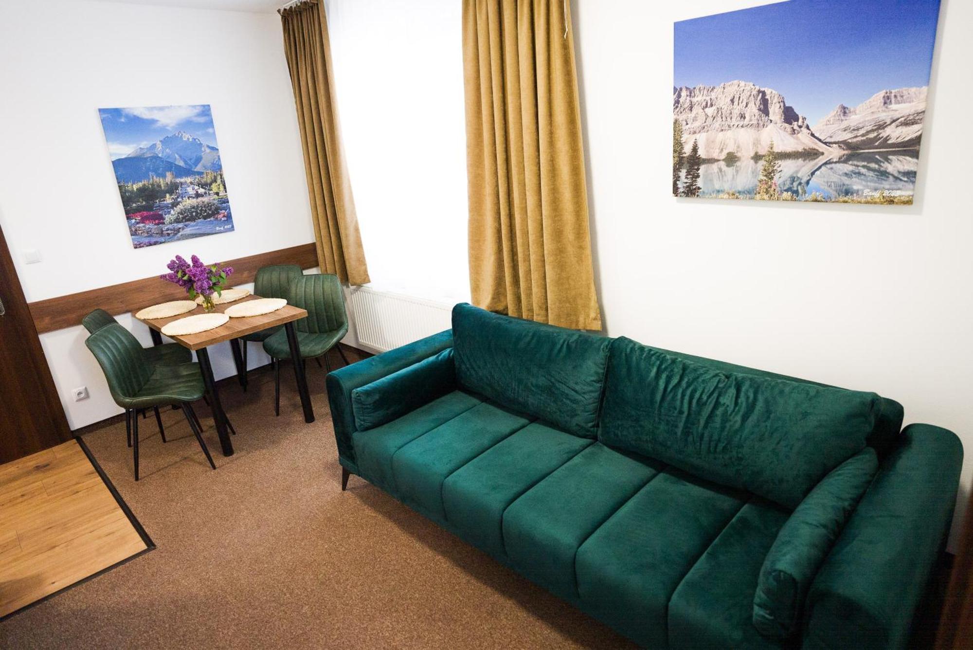Apartmany Banff Besenova Ngoại thất bức ảnh