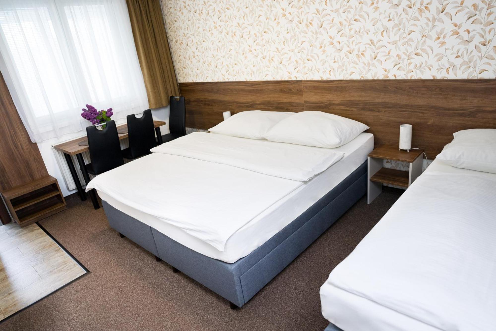 Apartmany Banff Besenova Ngoại thất bức ảnh