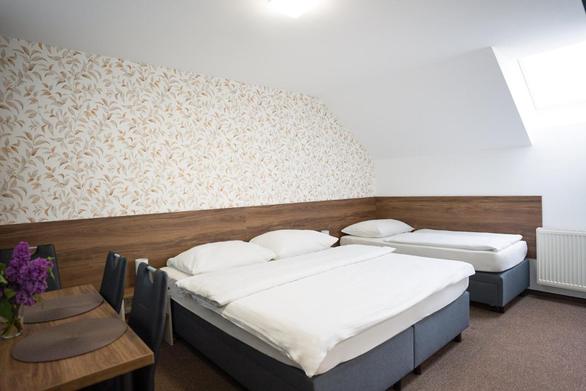 Apartmany Banff Besenova Ngoại thất bức ảnh