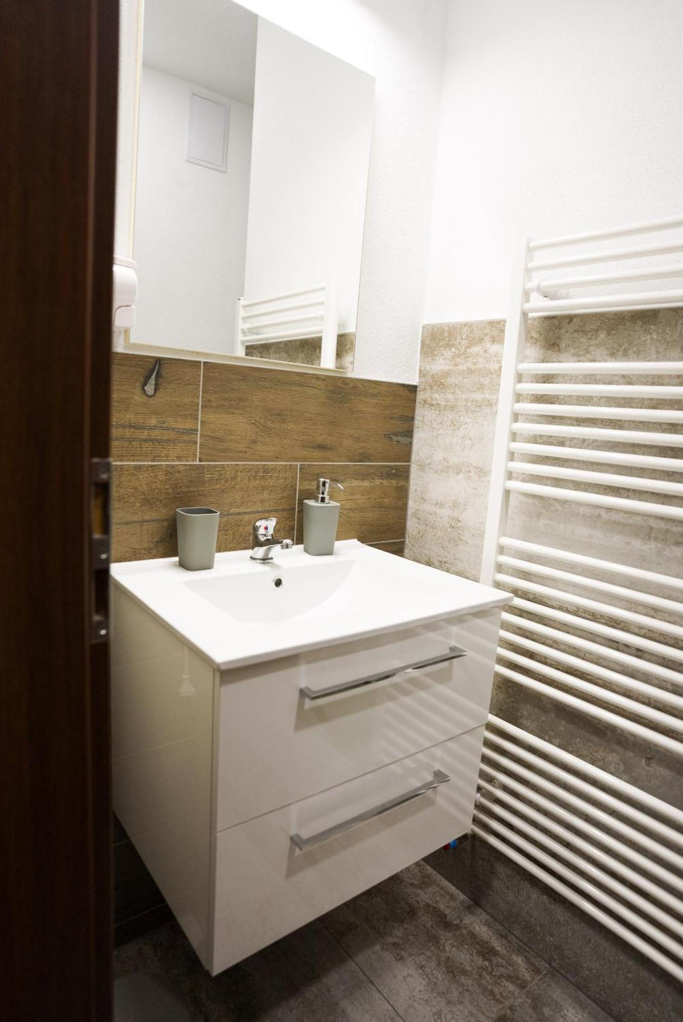 Apartmany Banff Besenova Ngoại thất bức ảnh