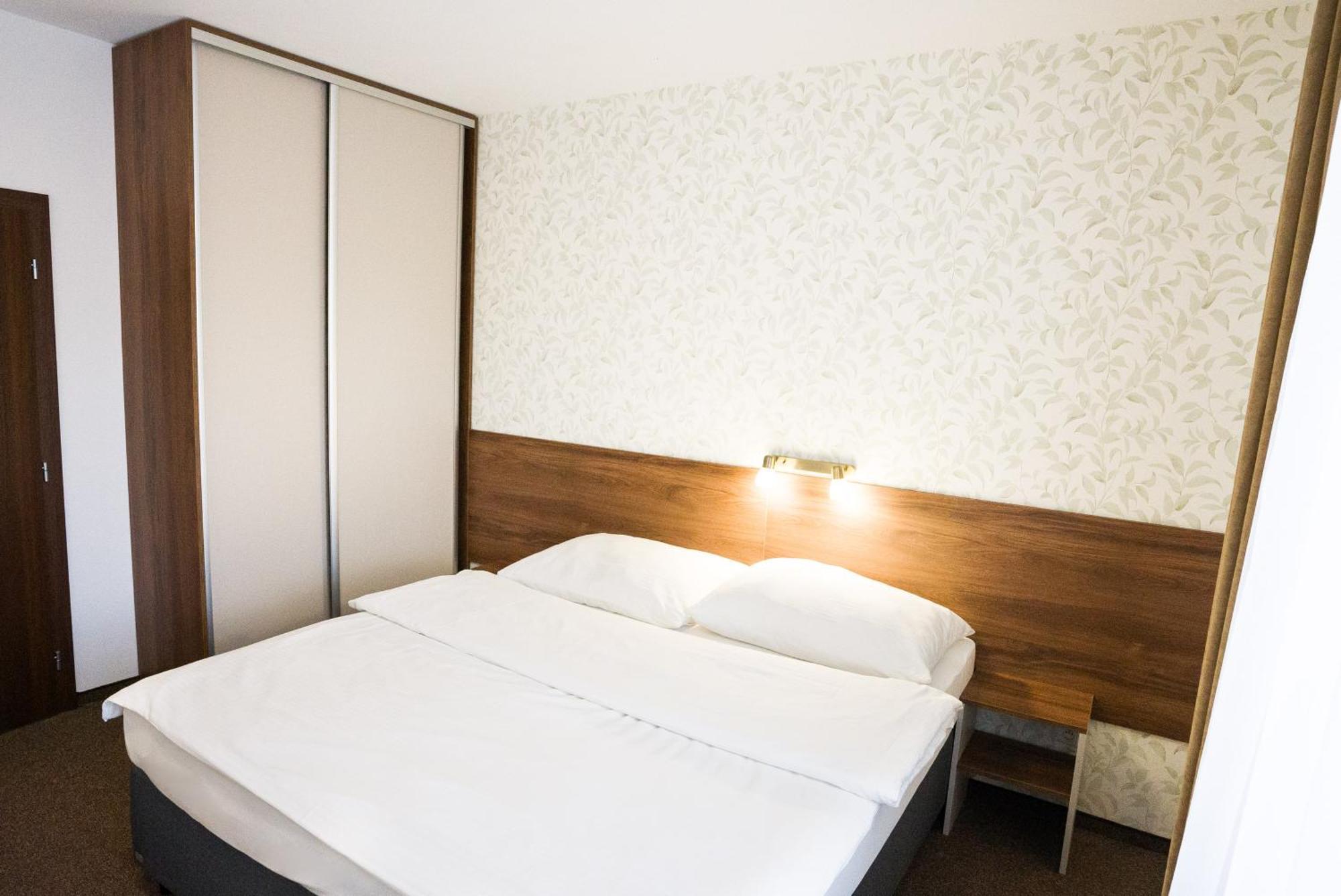 Apartmany Banff Besenova Ngoại thất bức ảnh