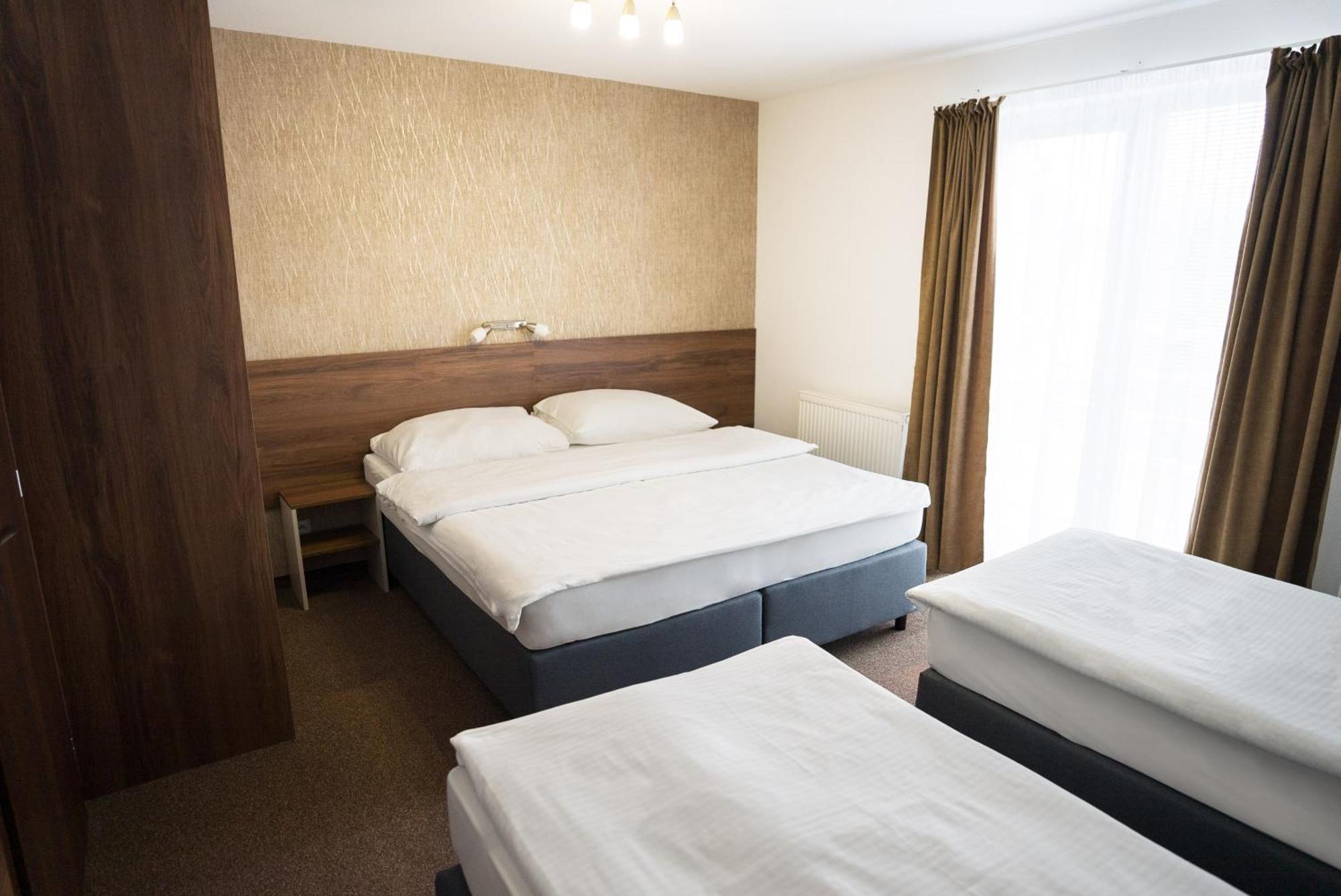 Apartmany Banff Besenova Ngoại thất bức ảnh