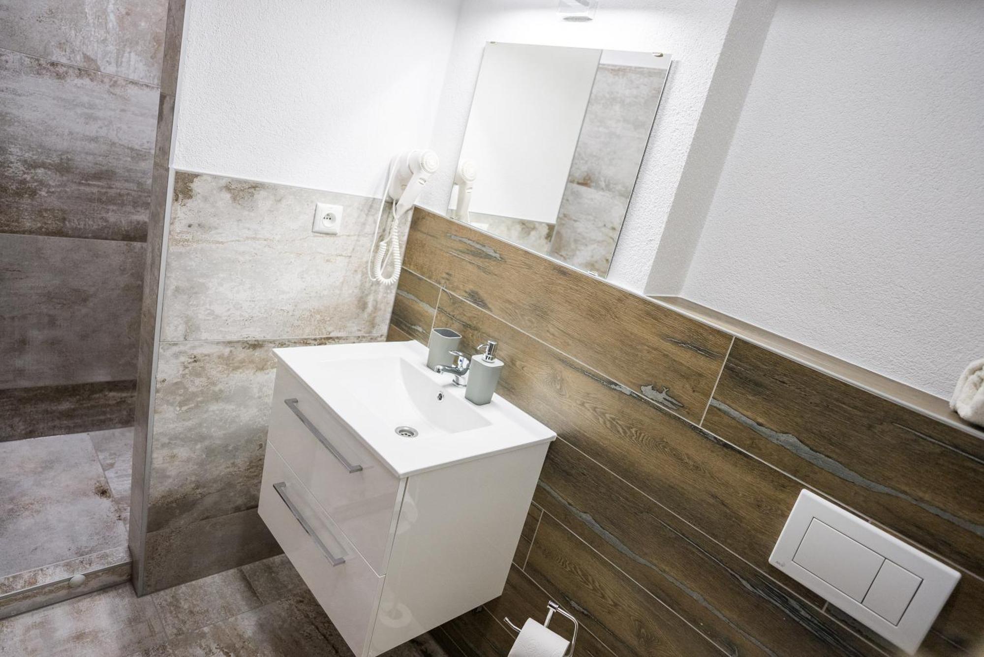Apartmany Banff Besenova Ngoại thất bức ảnh