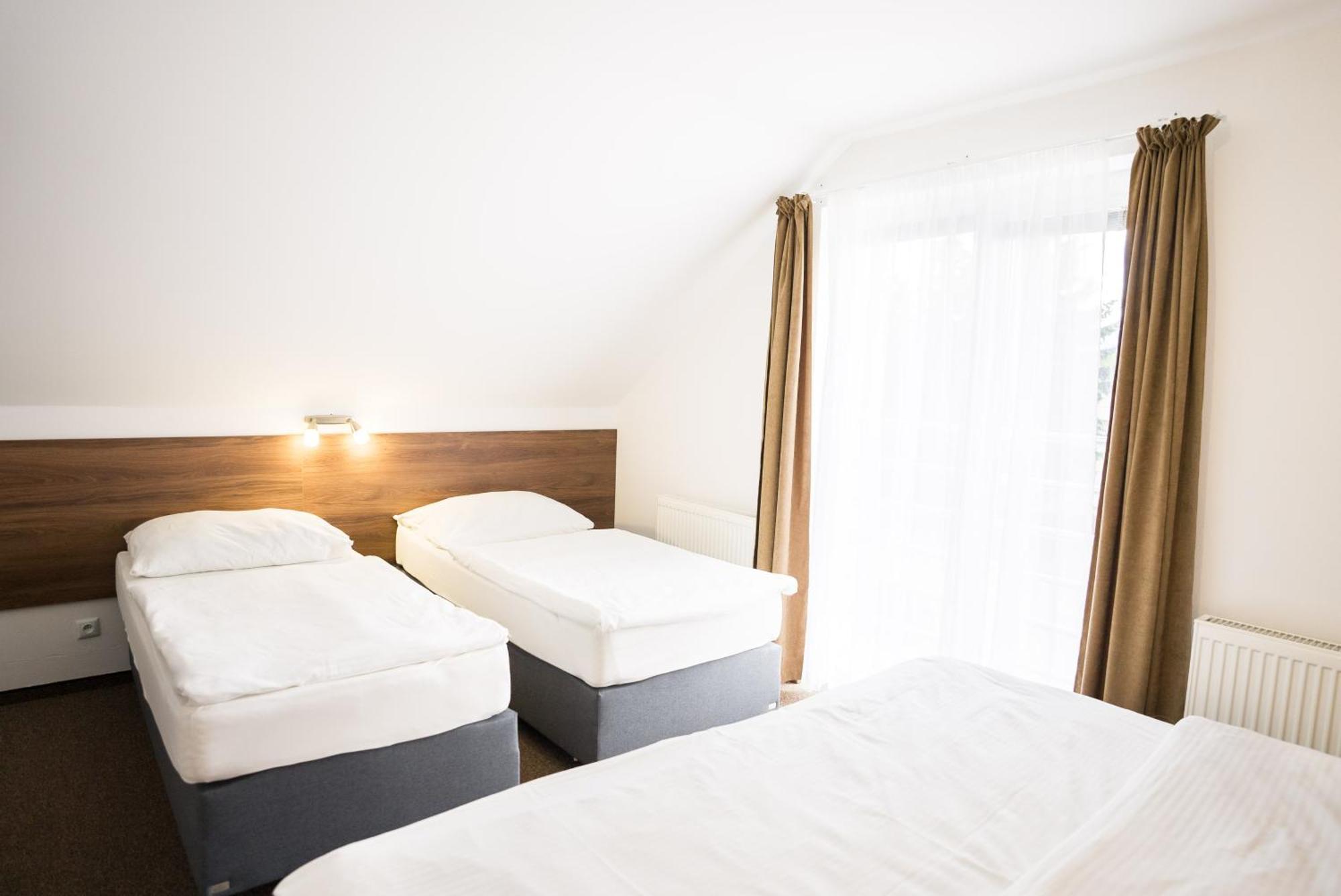 Apartmany Banff Besenova Ngoại thất bức ảnh