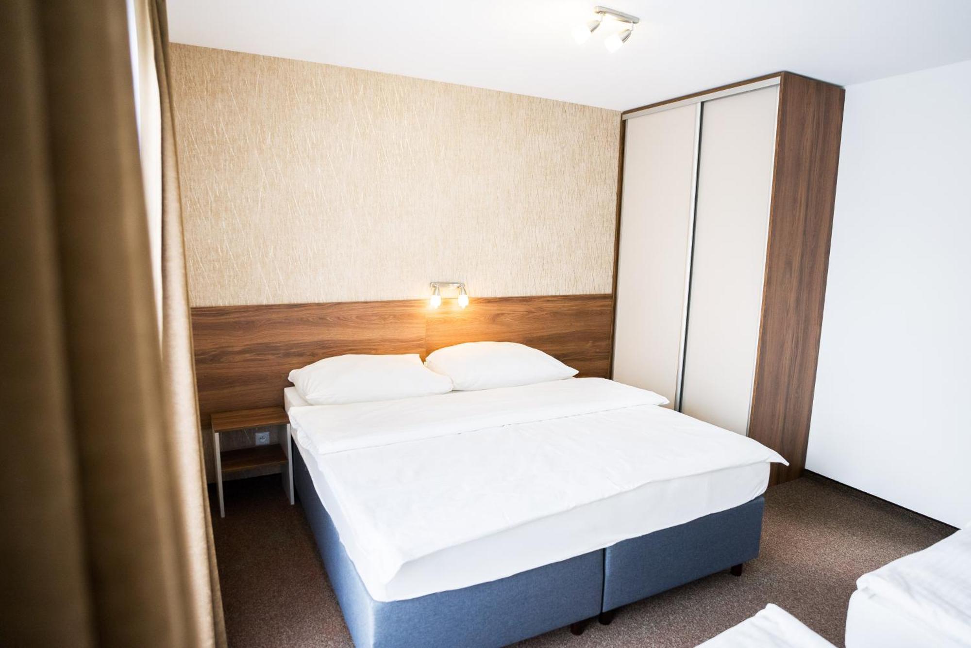 Apartmany Banff Besenova Ngoại thất bức ảnh