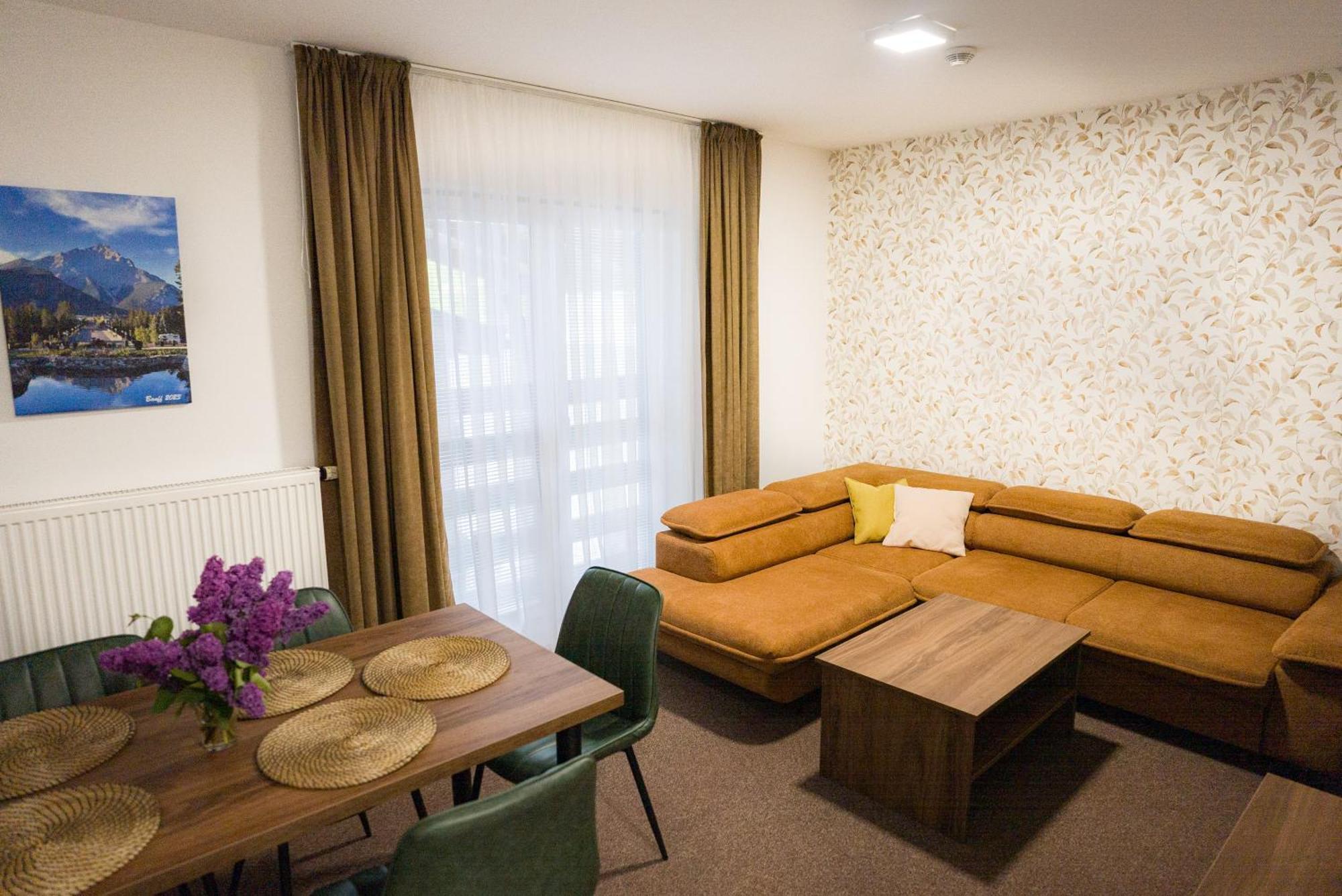 Apartmany Banff Besenova Ngoại thất bức ảnh